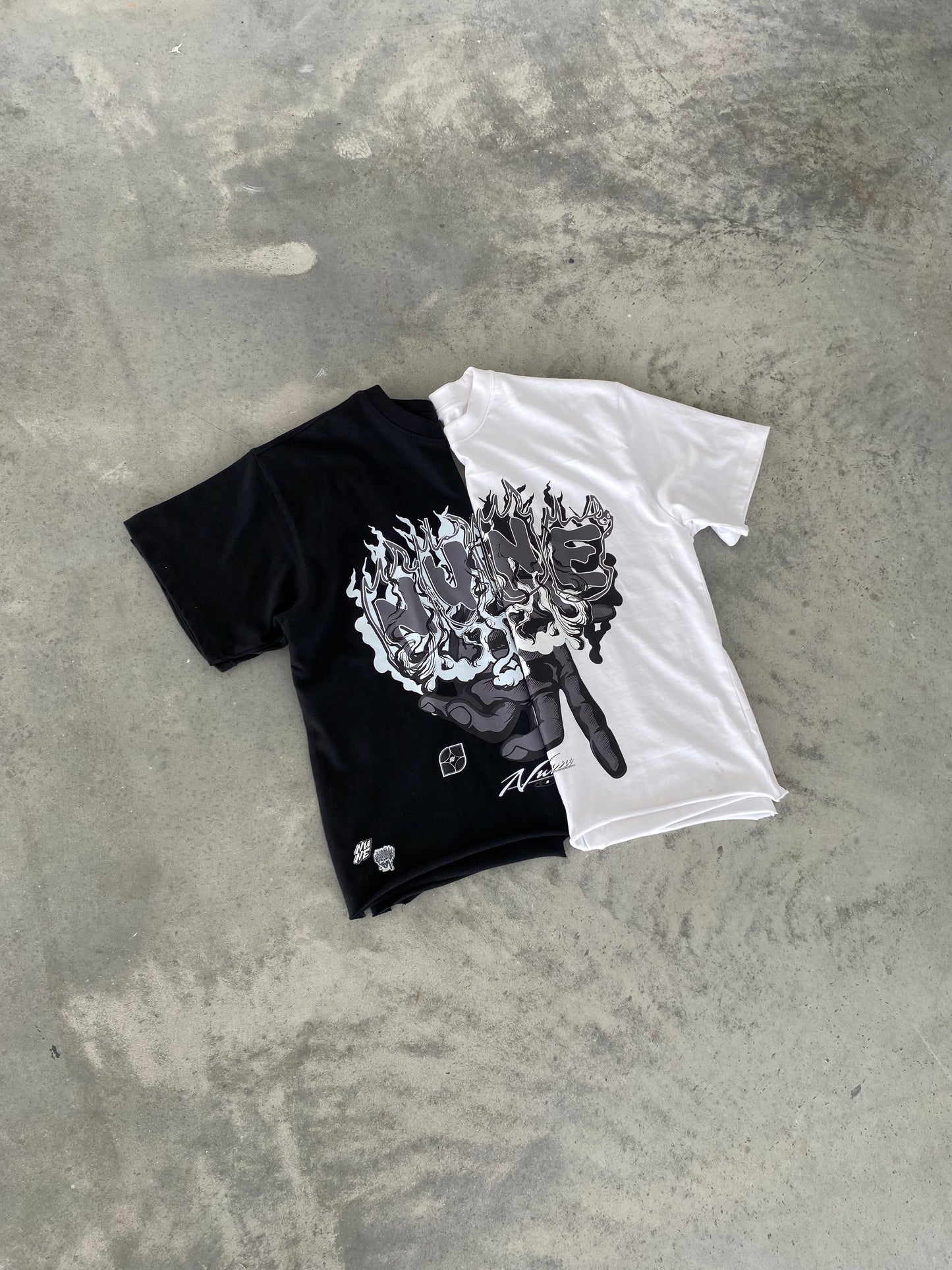 "DON'T BITE THE HAND THAT FEEDS YOU" BLK TEE